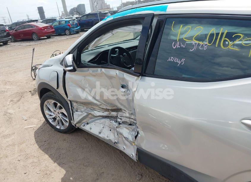 Photo 6 of 2023 Chevrolet Bolt EUV FWD LT (VIN 1G1FY6S08P4148881)