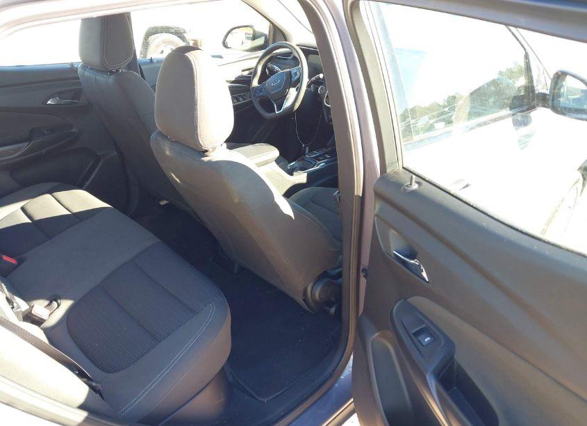 Photo 8 of 2023 Chevrolet Bolt EUV FWD LT (VIN 1G1FY6S08P4167317)