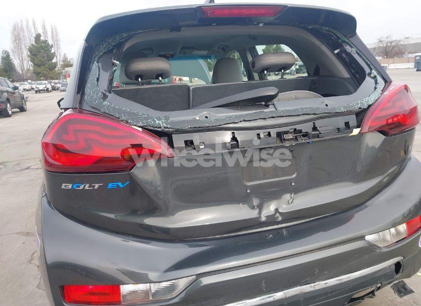 Photo 6 of 2019 Chevrolet Bolt EV LT (VIN 1G1FY6S09K4104784)