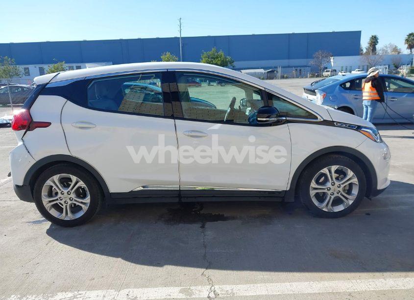 Photo 13 of 2021 Chevrolet Bolt EV FWD LT (VIN 1G1FY6S09M4102732)