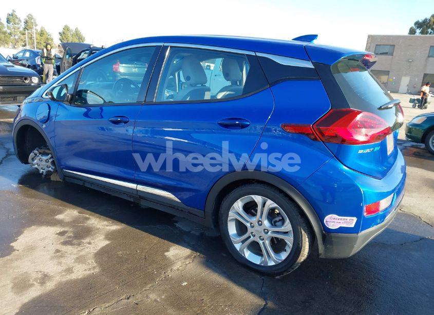 Photo 3 of 2019 Chevrolet Bolt EV LT (VIN 1G1FY6S0XK4131427)