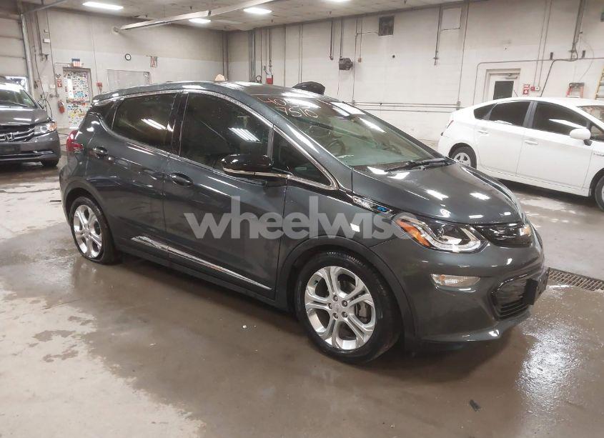 2020 Chevrolet Bolt EV FWD LT (VIN 1G1FY6S0XL4135284) main photo