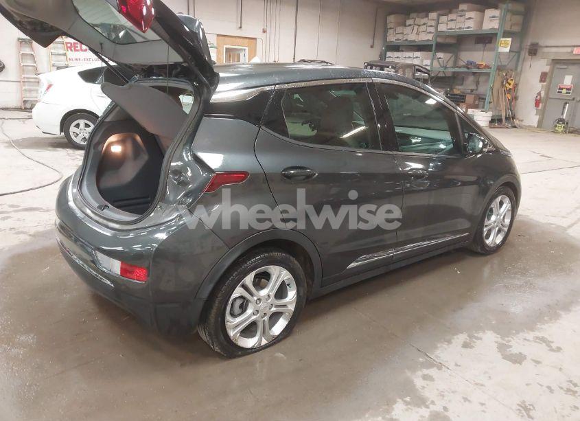 Photo 4 of 2020 Chevrolet Bolt EV FWD LT (VIN 1G1FY6S0XL4135284)