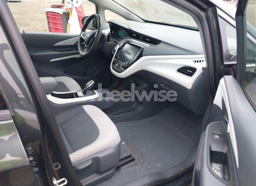 Photo 5 of 2021 Chevrolet Bolt EV FWD LT (VIN 1G1FY6S0XM4108670)