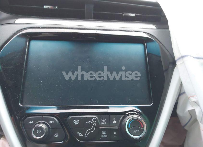 Photo 18 of 2020 Chevrolet Bolt EV FWD PREMIER (VIN 1G1FZ6S00L4106244)