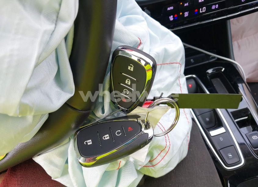 Photo 11 of 2023 Chevrolet Bolt EUV FWD PREMIER (VIN 1G1FZ6S00P4185744)