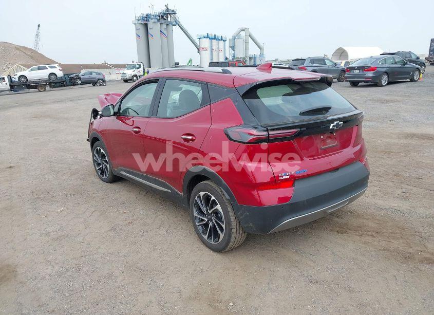 Photo 3 of 2023 Chevrolet Bolt EUV FWD PREMIER (VIN 1G1FZ6S00P4185744)