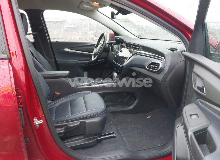 Photo 5 of 2023 Chevrolet Bolt EUV FWD PREMIER (VIN 1G1FZ6S00P4191740)