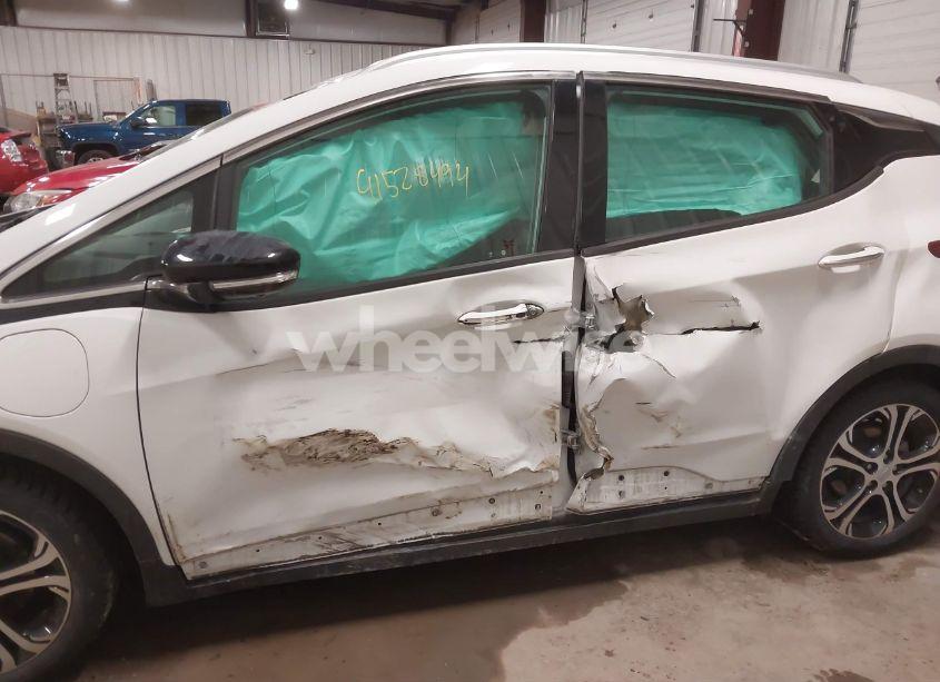 Photo 6 of 2020 Chevrolet Bolt EV FWD PREMIER (VIN 1G1FZ6S03L4122065)