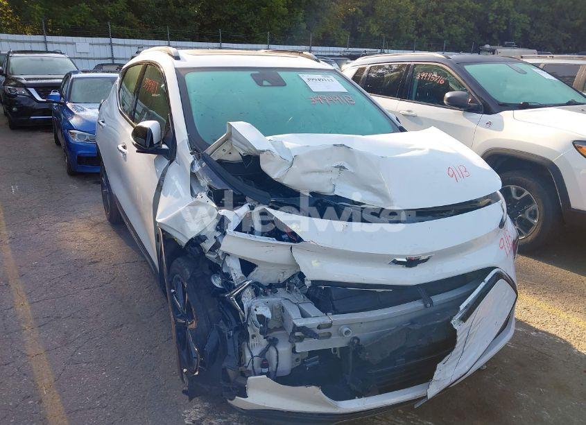 Photo 6 of 2022 Chevrolet Bolt EUV FWD PREMIER (VIN 1G1FZ6S07N4130348)