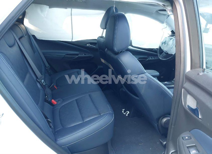 Photo 8 of 2022 Chevrolet Bolt EUV FWD PREMIER (VIN 1G1FZ6S07N4130348)