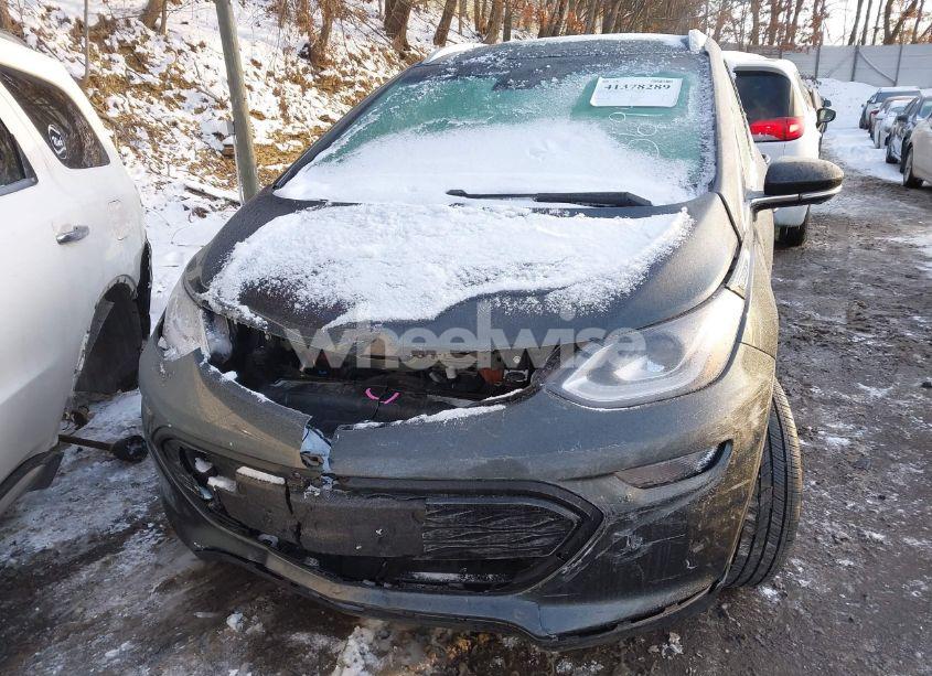 Photo 6 of 2021 Chevrolet Bolt EV FWD PREMIER (VIN 1G1FZ6S09M4113694)