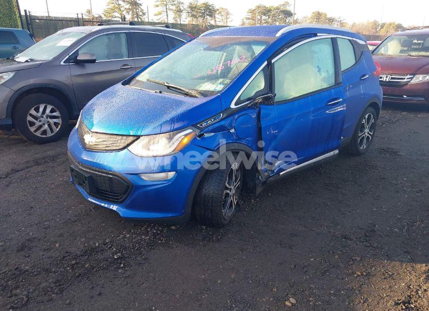Photo 2 of 2021 Chevrolet Bolt EV FWD PREMIER (VIN 1G1FZ6S0XM4111811)