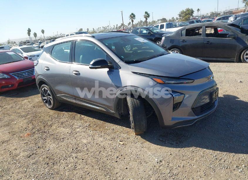 2022 Chevrolet Bolt EUV FWD PREMIER (VIN 1G1FZ6S0XN4127573) main photo