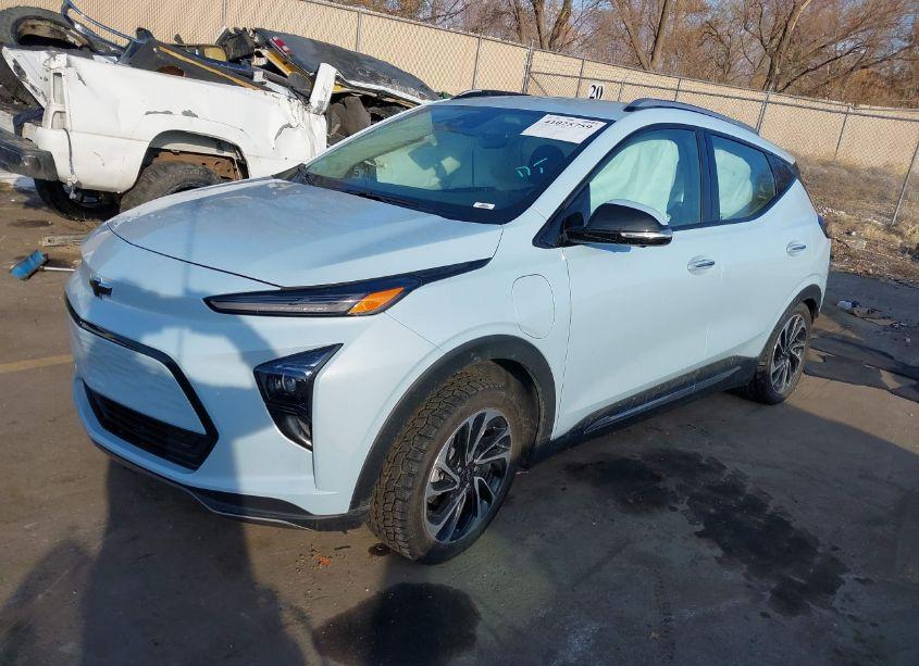 Photo 2 of 2023 Chevrolet Bolt EUV FWD PREMIER (VIN 1G1FZ6S0XP4159409)