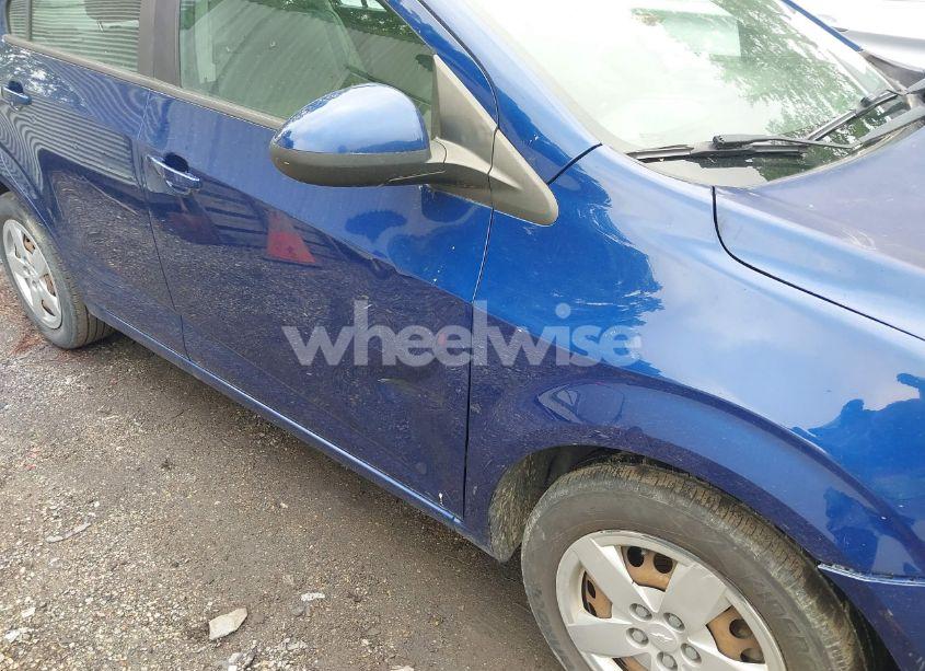 Photo 6 of 2014 Chevrolet Sonic LS AUTO (VIN 1G1JA5SG3E4127102)