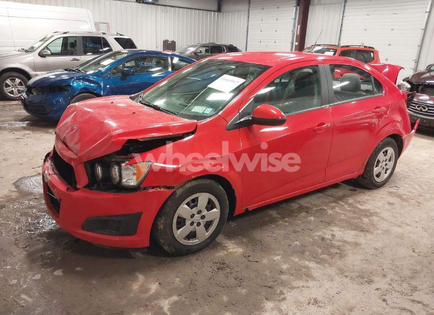 Photo 2 of 2014 Chevrolet Sonic LS AUTO (VIN 1G1JA5SG5E4155211)