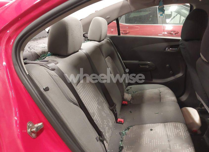 Photo 8 of 2014 Chevrolet Sonic LS AUTO (VIN 1G1JA5SG5E4155211)