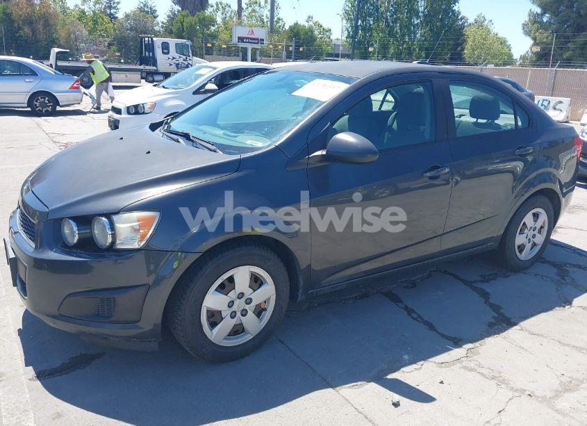 Photo 2 of 2016 Chevrolet Sonic LS AUTO (VIN 1G1JA5SG7G4183756)