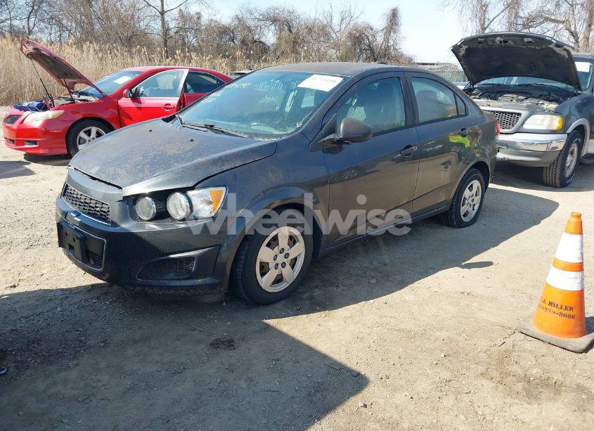 Photo 2 of 2016 Chevrolet Sonic LS AUTO (VIN 1G1JA5SG8G4111755)