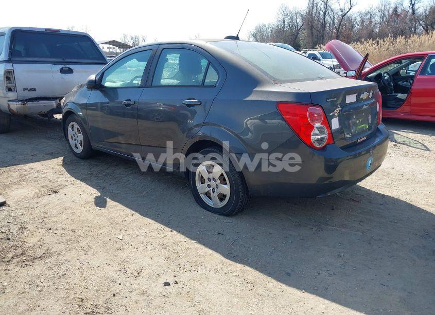 Photo 3 of 2016 Chevrolet Sonic LS AUTO (VIN 1G1JA5SG8G4111755)