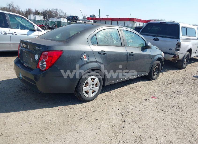 Photo 4 of 2016 Chevrolet Sonic LS AUTO (VIN 1G1JA5SG8G4111755)