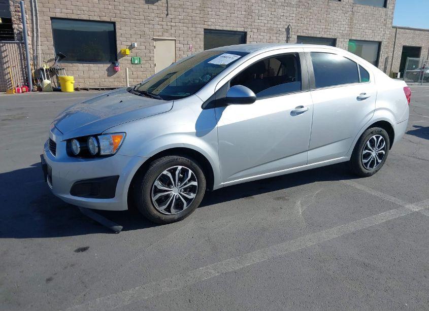 Photo 2 of 2014 Chevrolet Sonic LS AUTO (VIN 1G1JA5SG9E4117271)