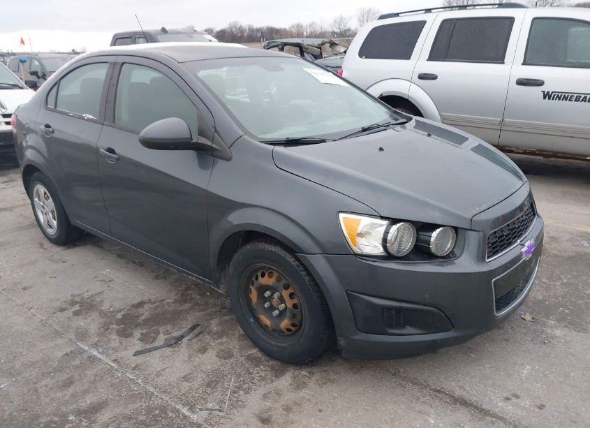 2013 Chevrolet Sonic LS AUTO (VIN 1G1JA5SGXD4175856) main photo