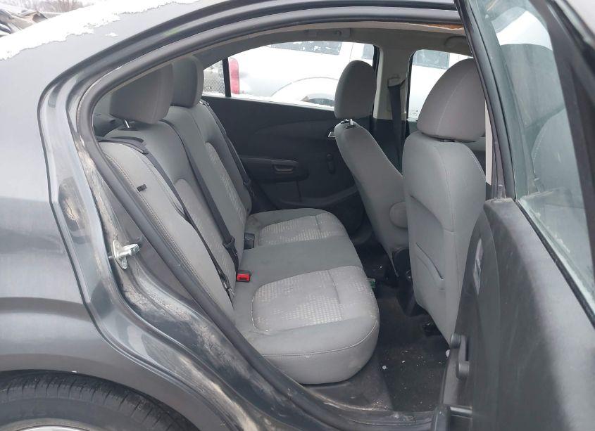 Photo 8 of 2013 Chevrolet Sonic LS AUTO (VIN 1G1JA5SGXD4175856)