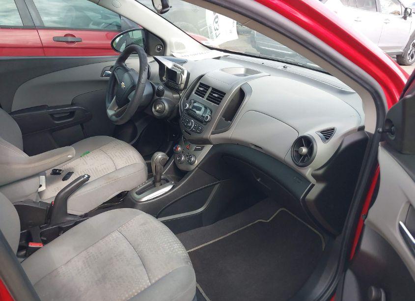 Photo 5 of 2012 Chevrolet Sonic 2LS (VIN 1G1JA5SH0C4113079)
