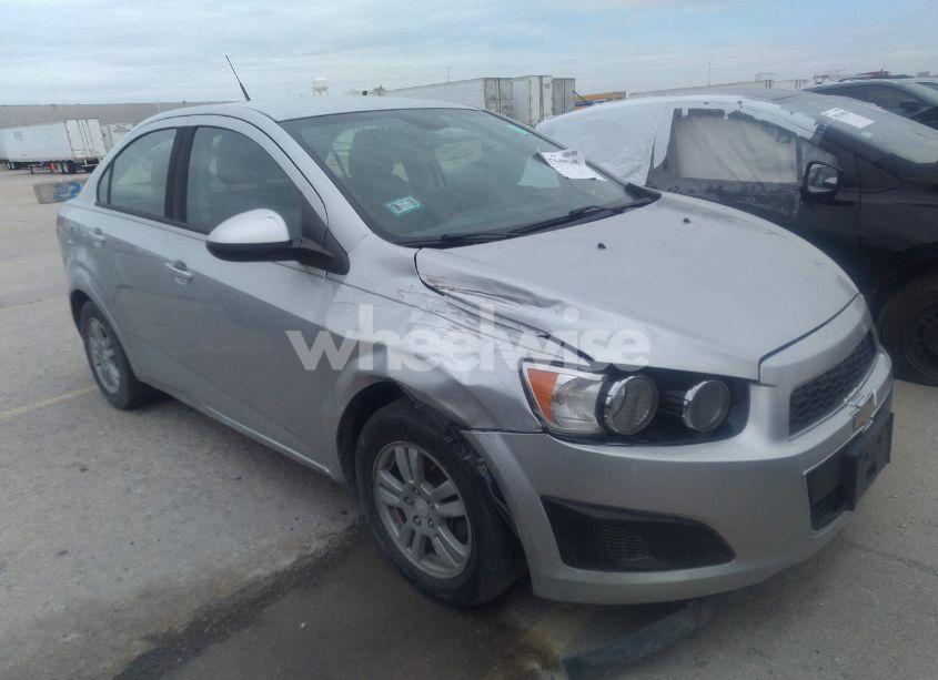 2012 Chevrolet Sonic 2LS (VIN 1G1JA5SH0C4133638) main photo