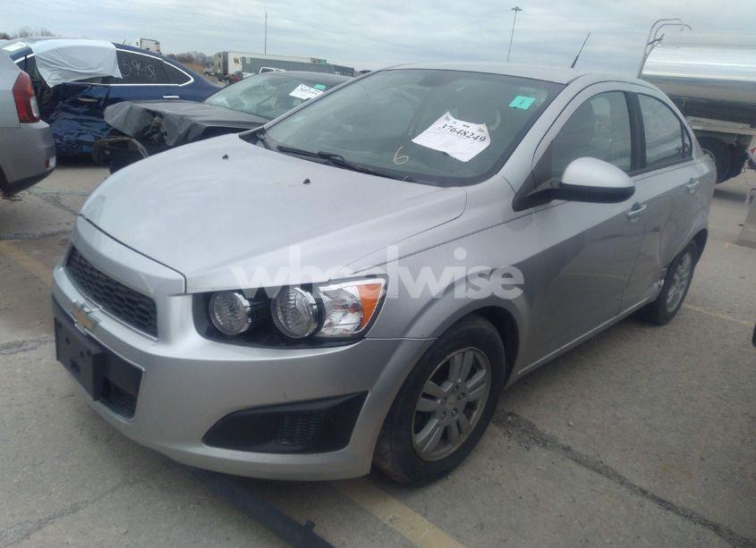 Photo 2 of 2012 Chevrolet Sonic 2LS (VIN 1G1JA5SH0C4133638)