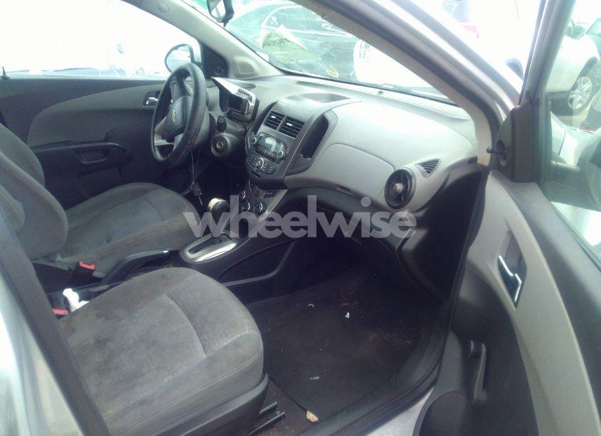 Photo 5 of 2012 Chevrolet Sonic 2LS (VIN 1G1JA5SH0C4133638)