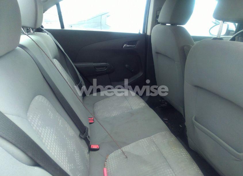 Photo 8 of 2012 Chevrolet Sonic 2LS (VIN 1G1JA5SH0C4133638)