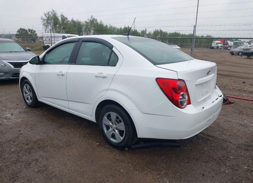 Photo 3 of 2014 Chevrolet Sonic LS AUTO (VIN 1G1JA5SH0E4100612)