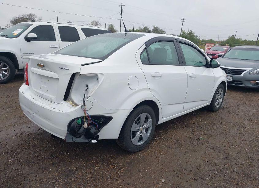 Photo 4 of 2014 Chevrolet Sonic LS AUTO (VIN 1G1JA5SH0E4100612)
