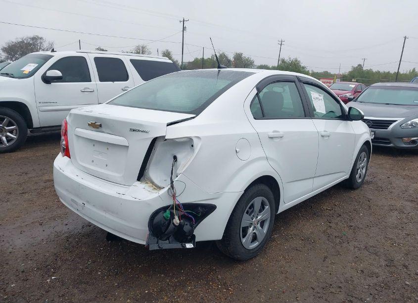 Photo 6 of 2014 Chevrolet Sonic LS AUTO (VIN 1G1JA5SH0E4100612)