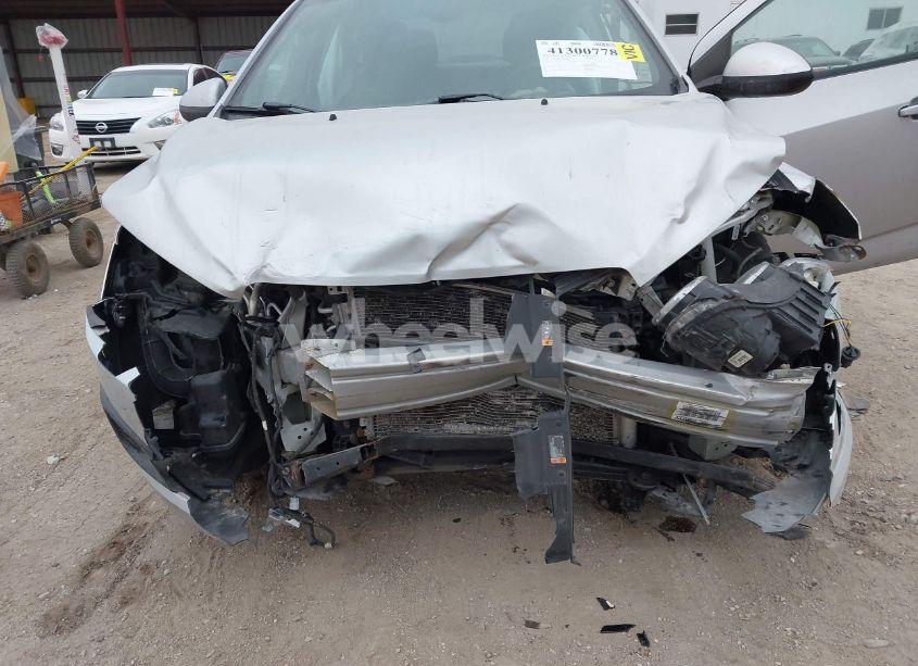 Photo 6 of 2014 Chevrolet Sonic LS AUTO (VIN 1G1JA5SH0E4143508)