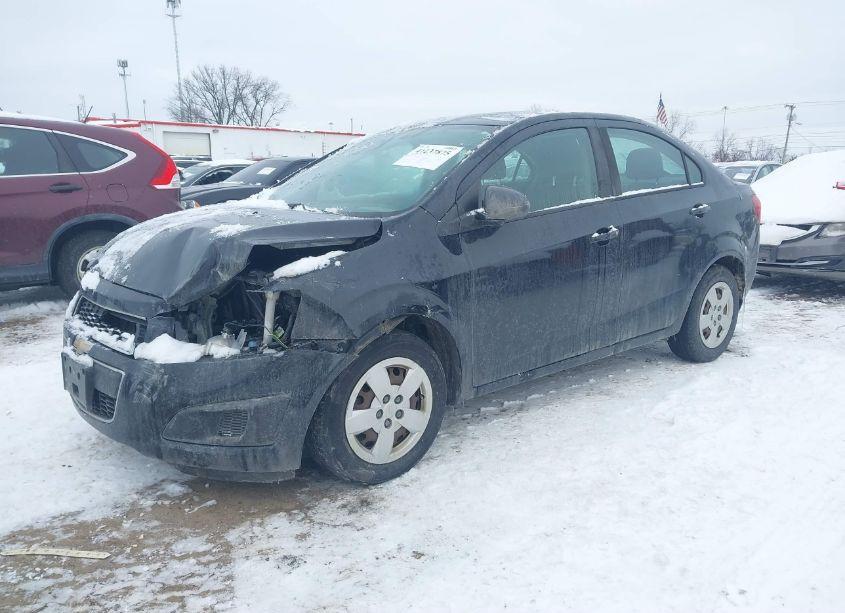 Photo 2 of 2015 Chevrolet Sonic LS AUTO (VIN 1G1JA5SH0F4113393)