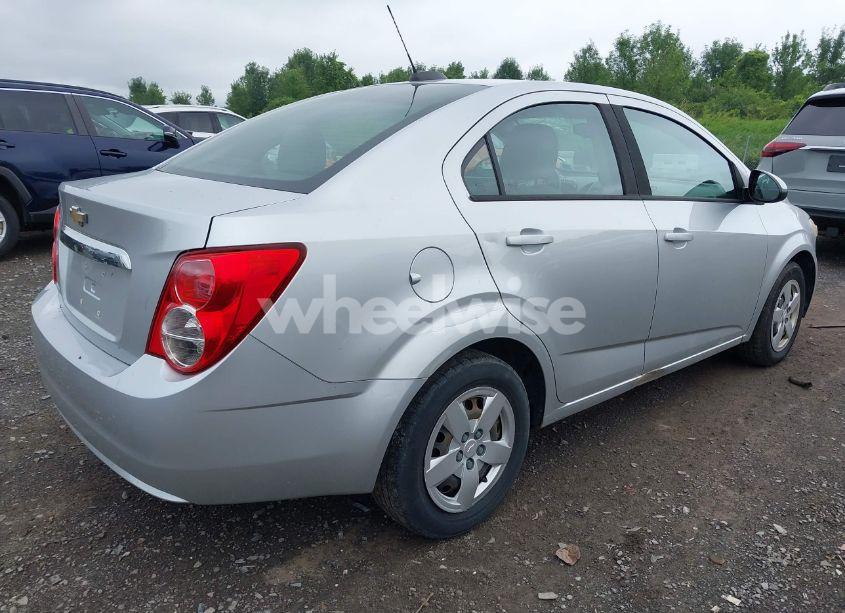 Photo 4 of 2015 Chevrolet Sonic LS AUTO (VIN 1G1JA5SH0F4115600)