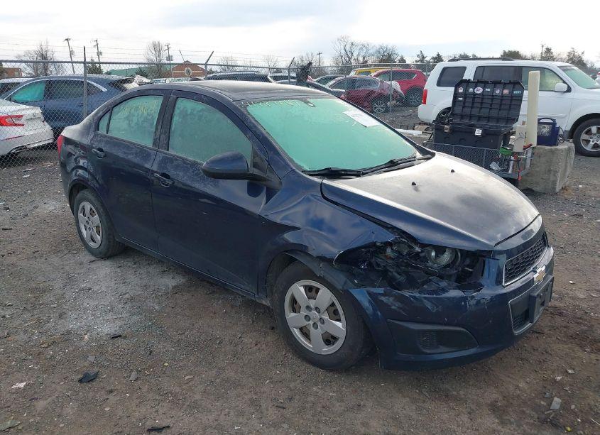 2015 Chevrolet Sonic LS AUTO (VIN 1G1JA5SH0F4159967) main photo