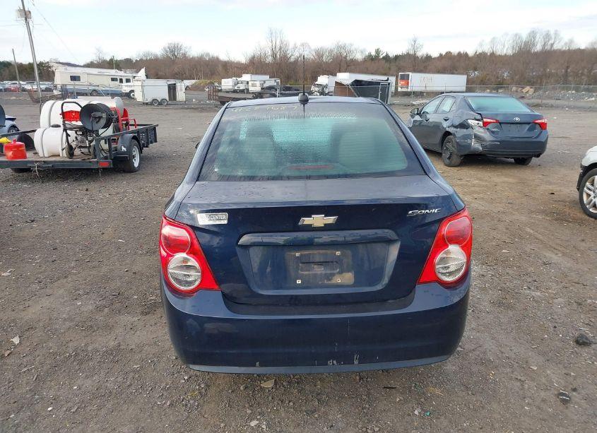 Photo 16 of 2015 Chevrolet Sonic LS AUTO (VIN 1G1JA5SH0F4159967)