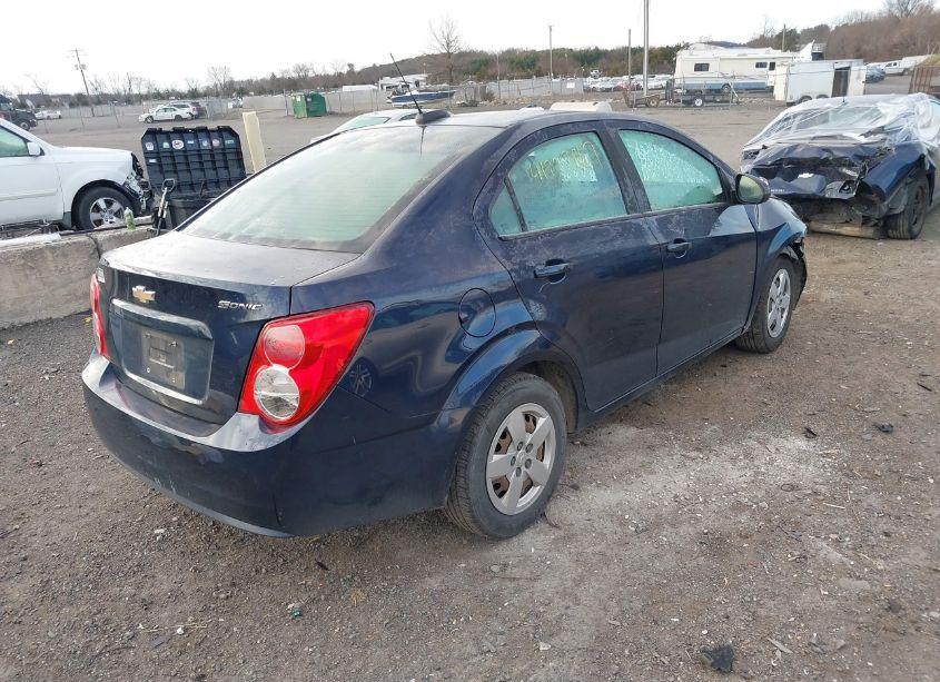 Photo 4 of 2015 Chevrolet Sonic LS AUTO (VIN 1G1JA5SH0F4159967)