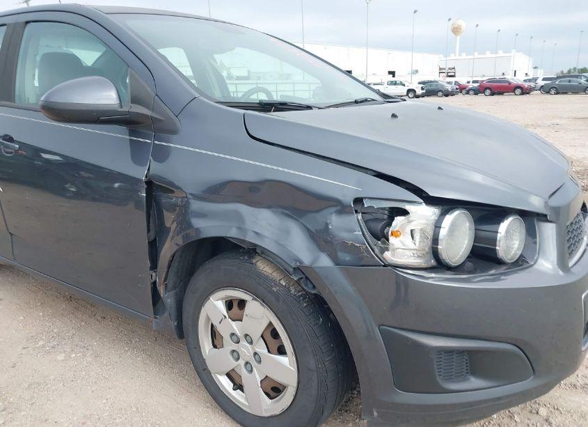 Photo 12 of 2013 Chevrolet Sonic LS AUTO (VIN 1G1JA5SH1D4130619)