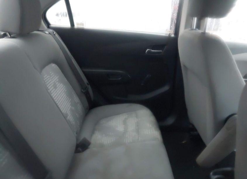 Photo 8 of 2013 Chevrolet Sonic LS AUTO (VIN 1G1JA5SH1D4150059)