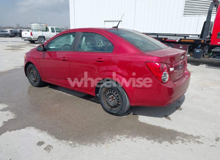 Photo 3 of 2013 Chevrolet Sonic LS AUTO (VIN 1G1JA5SH1D4254468)