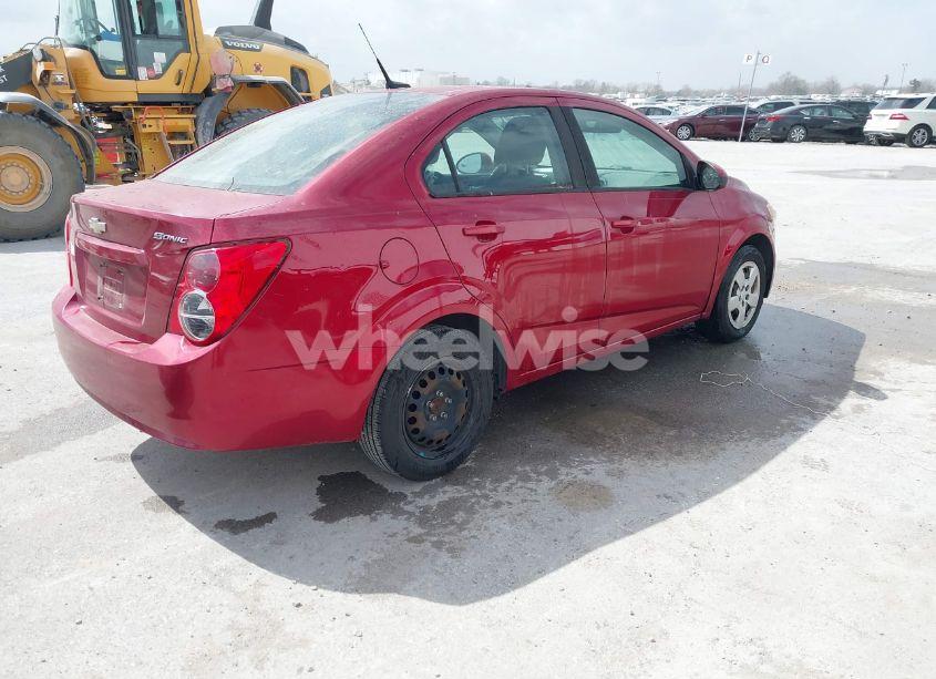 Photo 4 of 2013 Chevrolet Sonic LS AUTO (VIN 1G1JA5SH1D4254468)
