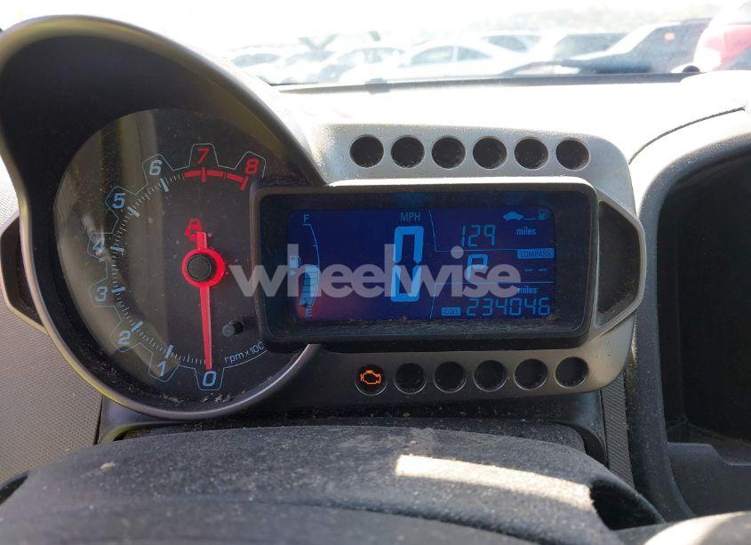 Photo 7 of 2013 Chevrolet Sonic LS AUTO (VIN 1G1JA5SH1D4254468)