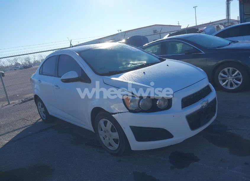 2014 Chevrolet Sonic LS AUTO (VIN 1G1JA5SH1E4159829) main photo