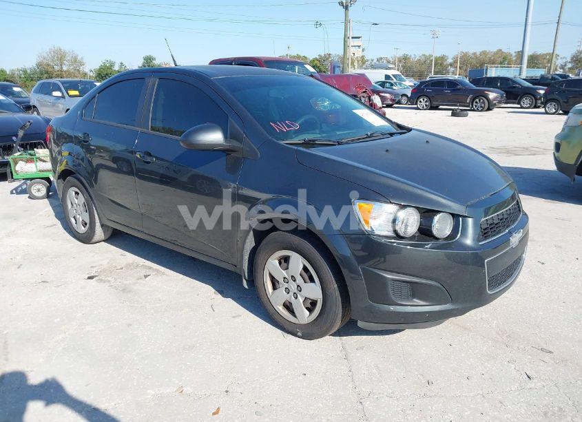 2014 Chevrolet Sonic LS AUTO (VIN 1G1JA5SH2E4171889) main photo